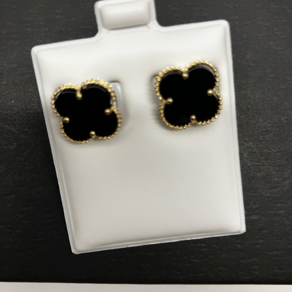 NWT 14 K real gold clover earrings - Picture 2 of 3